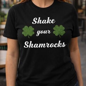 Shake Your Shamrocks St Patrick’s Day T-Shirt Gildan Black Graphic Tee Unisex